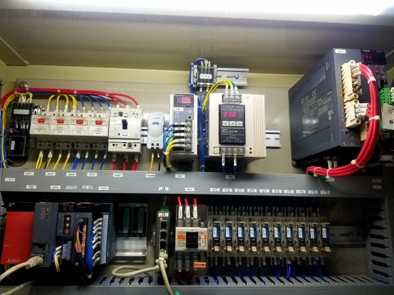 制御盤製造 - 高品質な配線技術